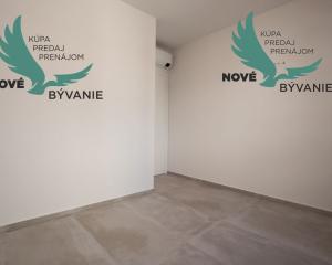 Luxusný apartmán s výhľadom na more len 30m od mora so 4x spálňou v Chorvátsku