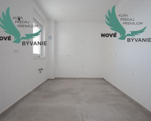 Luxusný apartmán s výhľadom na more len 30m od mora so 4x spálňou v Chorvátsku