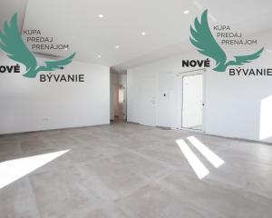 Luxusný apartmán s výhľadom na more len 30m od mora so 4x spálňou v Chorvátsku