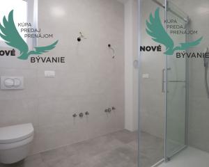 Luxusný apartmán s výhľadom na more len 30m od mora so 4x spálňou v Chorvátsku