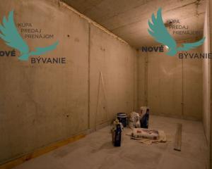 Luxusný apartmán s výhľadom na more len 30m od mora so 4x spálňou v Chorvátsku