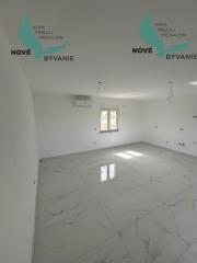 Novostavba apartmánu so strešnou terasou s nerušeným výhľadom na more len 150m od mora v Chorvátsku - Privlaka