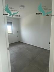 Luxusná novostavba len 70m od mora s výhľadom na more v Chorvátsku v Privlake