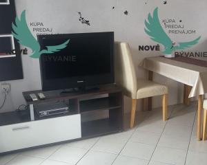 Predaj dva apartmány len 200m od mora s výhľadom na more, Chorvátsko