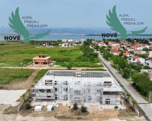 Luxusná novostavba pri nádhernej pieskovej pláži v Chorvátsku - Privlaka