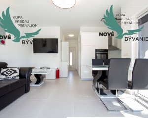 Chorvátsko - Apartmán s bazénom a dvorom na ostrove Vir