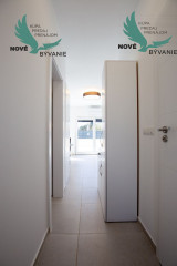 Chorvátsko - Apartmán s bazénom a dvorom na ostrove Vir