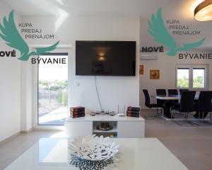 Chorvátsko - Na predaj apartmán 3x spálňa na ostrove Vir