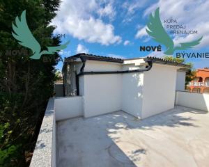 Exkluzívne dom 3x apartmán len 300m od mora v Chorvátsku