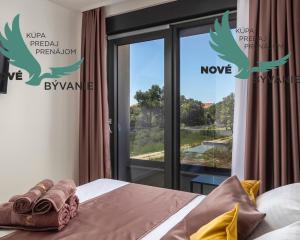 Exkluzívne na predaj vila s bazénom v Chorvátsku na lukratívnom mieste v Zatone