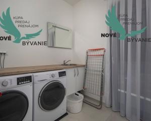 Exkluzívne na predaj vila s bazénom v Chorvátsku na lukratívnom mieste v Zatone