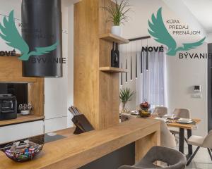 Exkluzívne na predaj vila s bazénom v Chorvátsku na lukratívnom mieste v Zatone