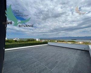 Apartmán s výhľadom na more a záhradou,Chorvátsko-Privlaka