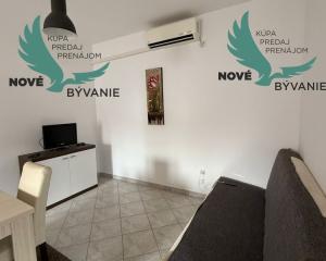 Chorvátsko - Apartmán s dvorom 300m od mora na ostrove Vir