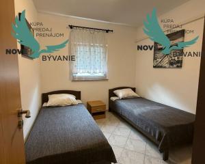 Chorvátsko - Apartmán s dvorom 300m od mora na ostrove Vir