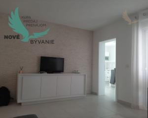 Apartmán so strešnou terasou  len 30m od mora v Chorvátsku