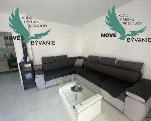 Dom s bazénom a garážou len 70m od mora v Chorvátsku na ostrove Vir - Prezida