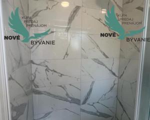 Dom s bazénom a garážou len 70m od mora v Chorvátsku na ostrove Vir - Prezida