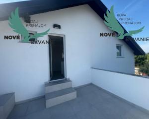 Dom s bazénom a garážou len 70m od mora v Chorvátsku na ostrove Vir - Prezida