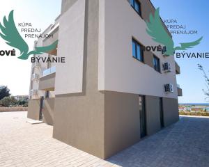 Na predaj novostavba apartmánu s výhľadom na more v Chorvátsku - Pag - Novalja