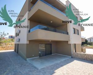 Na predaj novostavba apartmánu s výhľadom na more v Chorvátsku - Pag - Novalja