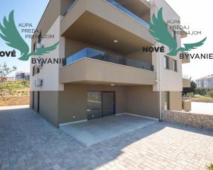 Na predaj novostavba apartmánu s výhľadom na more v Chorvátsku - Pag - Novalja