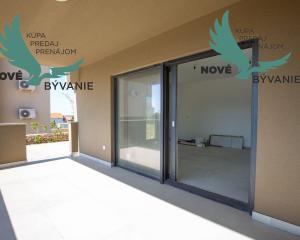 Na predaj novostavba apartmánu s výhľadom na more v Chorvátsku - Pag - Novalja