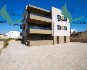 Na predaj novostavba apartmánu s výhľadom na more v Chorvátsku - Pag - Novalja