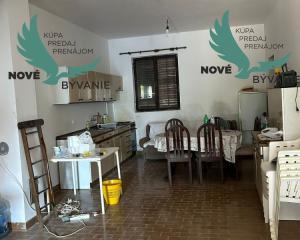 Dom vhodný ako investícia blízko mora v Chorvátsku- Vir