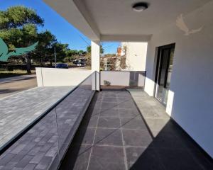 Chorvátsko: Novostavba apartmánu s výhľadom na more