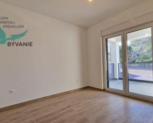 Chorvátsko: Novostavba apartmánu s výhľadom na more