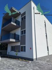 Vir: Moderný Apartmán s Výhľadom na More a Vlastným Parkovaním – Novostavba 2025!