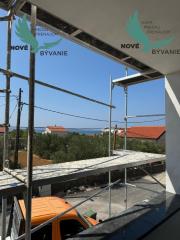 Novostavba domu s výhľadom na more a bazénom v Chorvátsku v Privlake