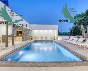 Na predaj luxusná vila s bazénom, výhľadom na more , kompletne zariadená - Zaton - Chorvátsko