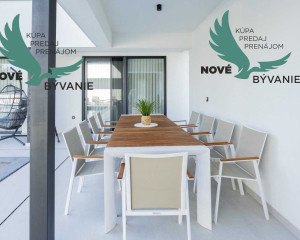 Na predaj luxusná vila s bazénom, výhľadom na more , kompletne zariadená - Zaton - Chorvátsko