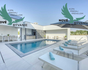 Na predaj luxusná vila s bazénom, výhľadom na more , kompletne zariadená - Zaton - Chorvátsko