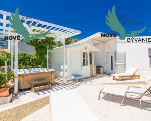 Nádherný dom 1.rad na mori Chorvátsko