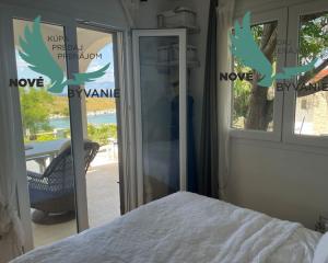 Nádherný dom 1.rad na mori Chorvátsko