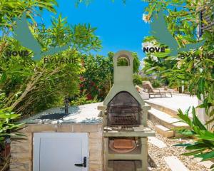 Nádherný dom 1.rad na mori Chorvátsko