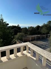 Dom 2x apartmán len 80m od mora s výhľadom na more v Chorvátsku na ostrove Vir