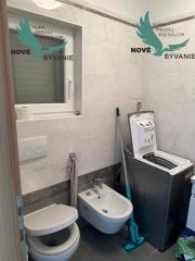 Dom 2x apartmán len 80m od mora s výhľadom na more v Chorvátsku na ostrove Vir