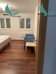 Dom 2x apartmán len 80m od mora s výhľadom na more v Chorvátsku na ostrove Vir