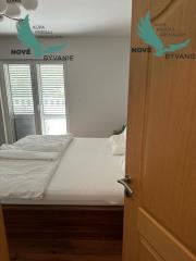 Dom 2x apartmán len 80m od mora s výhľadom na more v Chorvátsku na ostrove Vir