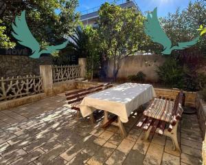 Chorvátsko - Na predaj apartmán so záhradou blízko mora