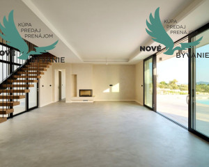 Moderná Vila s Panoramatickým Výhľadom na More – Váš Luxusný Únik k Jadranskému Pobrežiu!