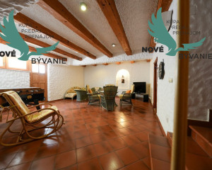 Exkluzívna kamenná vila s bazénom – Ideálna investícia do vášho oddychu!