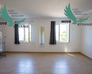 Na predaj dom len 130m od mora a pláže na ostrove Pag v Chorvátsku