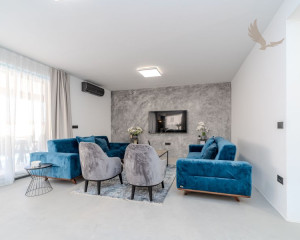 Luxusná vila s bazénom v Chorvátsku pri pieskovej pláži