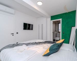 Luxusná vila s bazénom v Chorvátsku pri pieskovej pláži