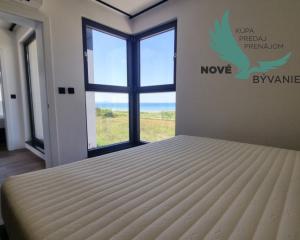 Chorvátsko - Luxusná novostavba vily s bazénom a nerušeným výhľadom na more blízko pieskovej pláže v Privlake